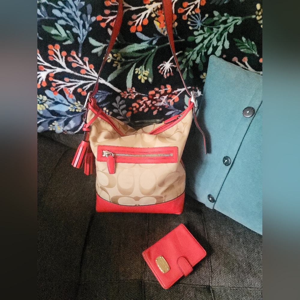 Coach Coral and beige Crossbody